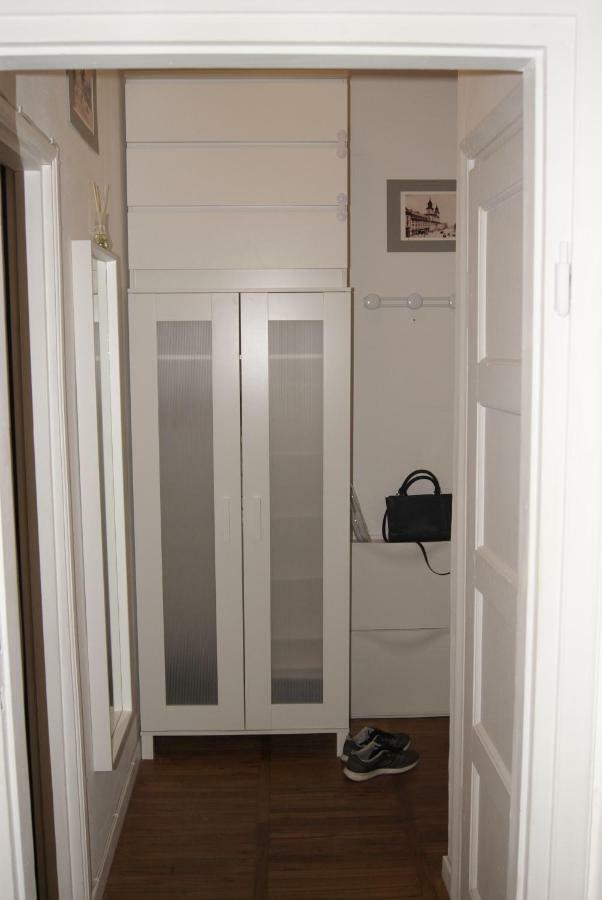 ורשה Cosy Apartment In The Old Town מראה חיצוני תמונה