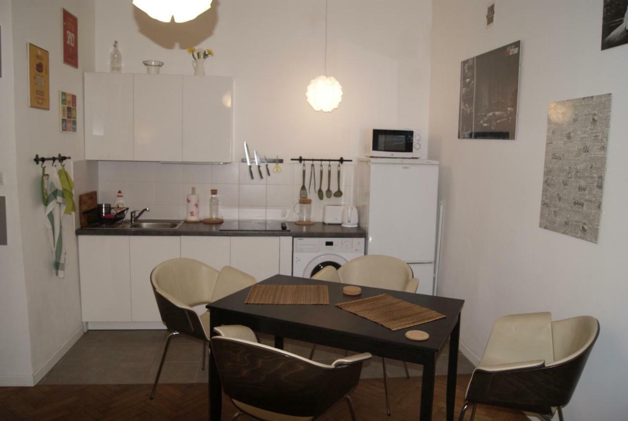 ורשה Cosy Apartment In The Old Town מראה חיצוני תמונה